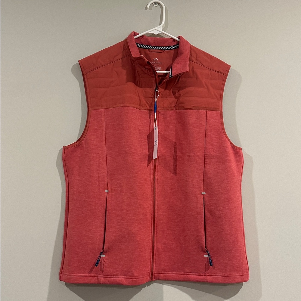 NWT Southern Tide Mineral Red M Coligny Quilted Vest